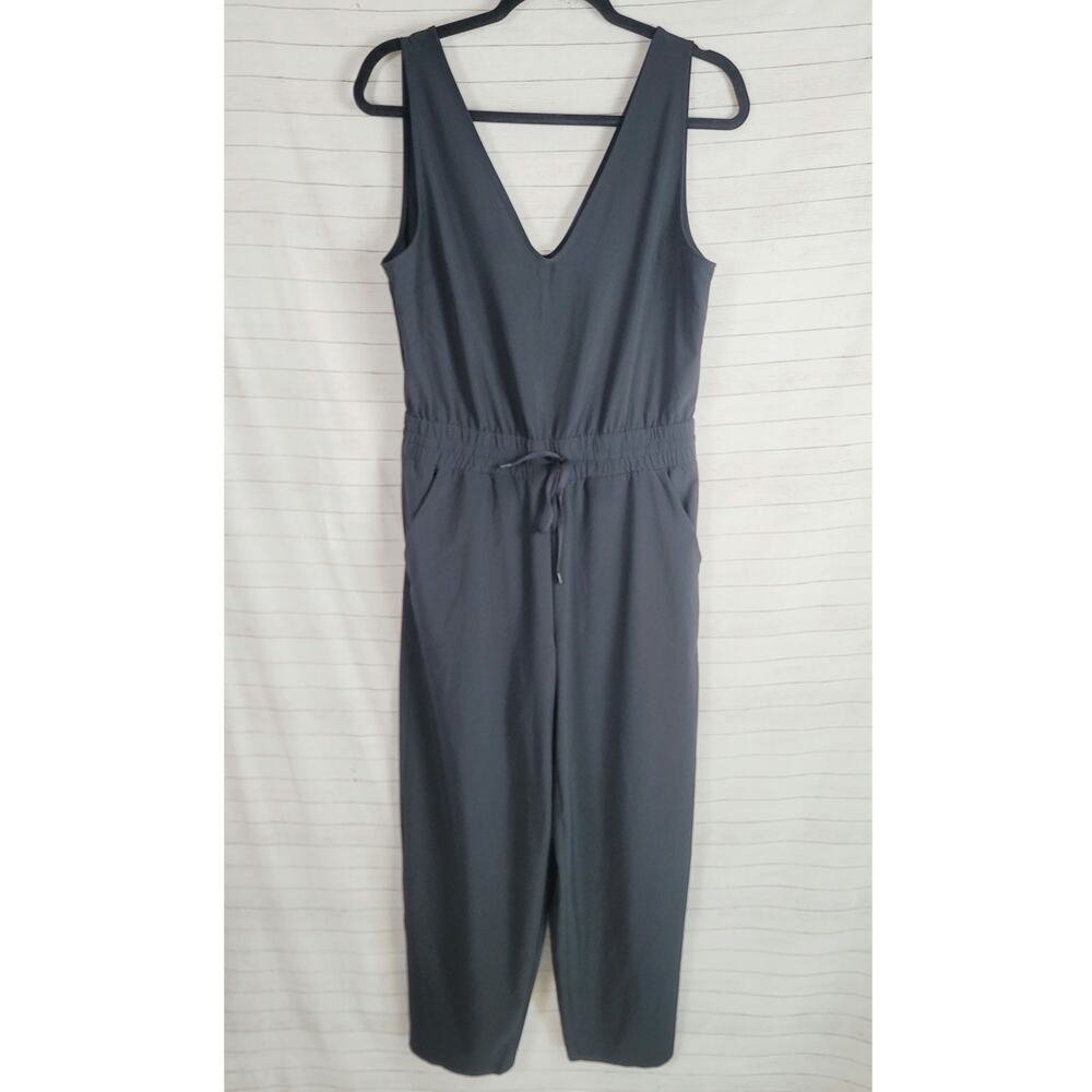 ATHLETA Savannah Jumpsuit in Black, sz Small